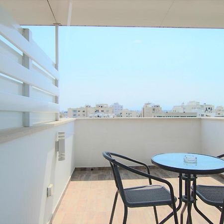 Phaedrus Living: Luxury Suite Nicosia 508 Екстериор снимка