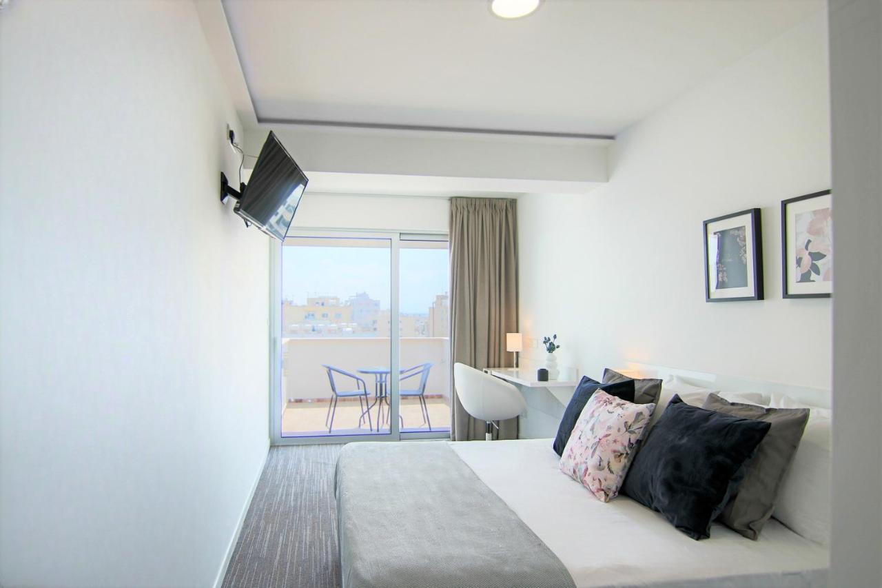 Phaedrus Living: Luxury Suite Nicosia 508 Екстериор снимка